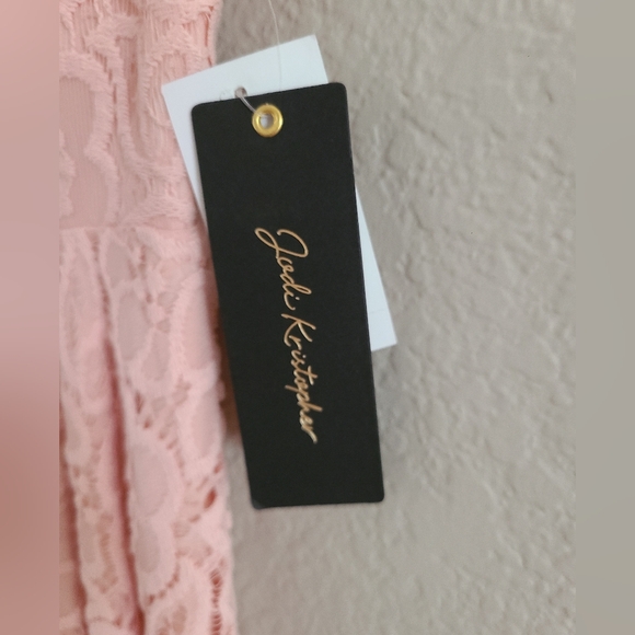 Mini Light Pink Dress Size 1 - Picture 4 of 4